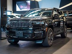 Jeep Grand Cherokee (2024) 5.7 V8 Summit Reserve L HeadUp - fotografie inzerátu