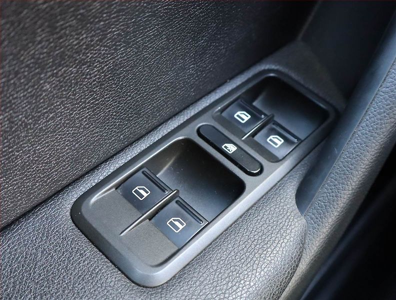 Škoda Yeti (2017) 2.0 TDI, Tempomat - fotka 15 z 17