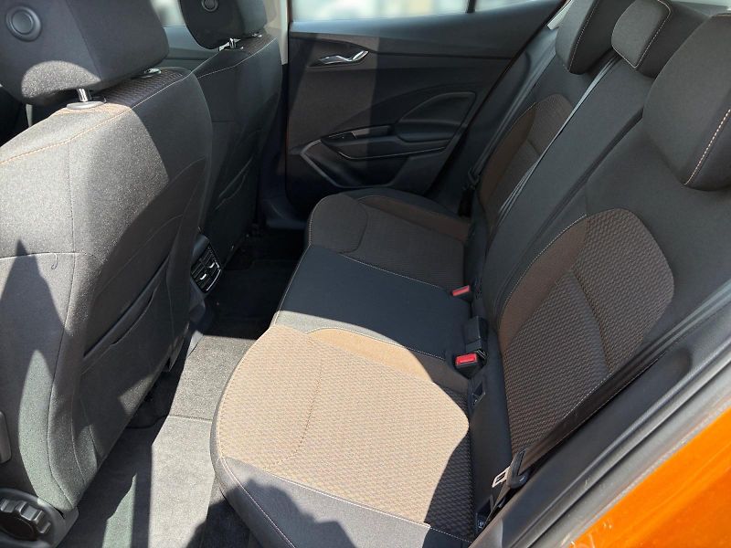 Škoda Fabia (2023) STYLE 1.5TSI 110kW DSG CZ DPH - fotka 8 z 11