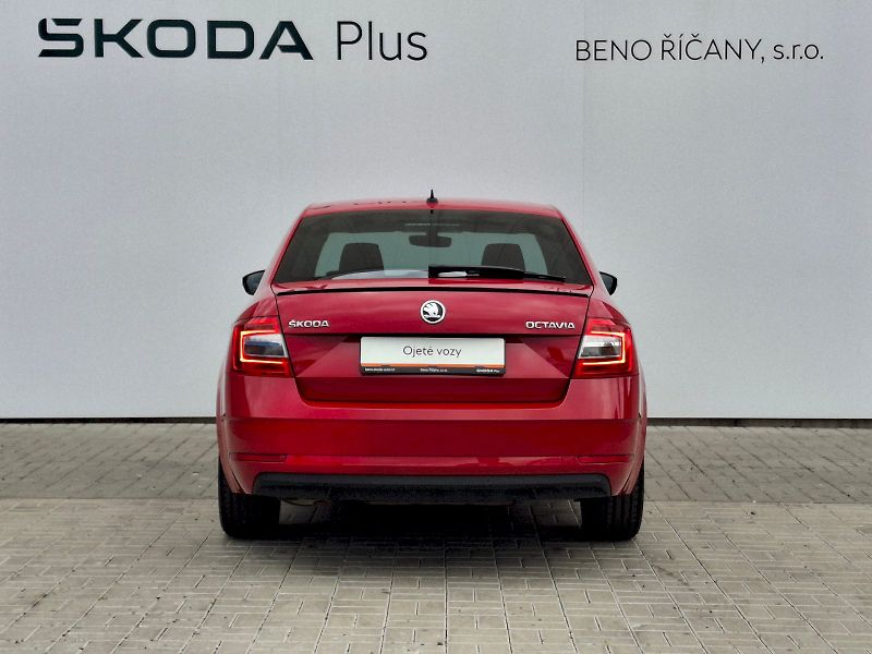 Škoda Octavia (2019) Ambition Plus 1,5TSi 110kW - fotka 11 z 33