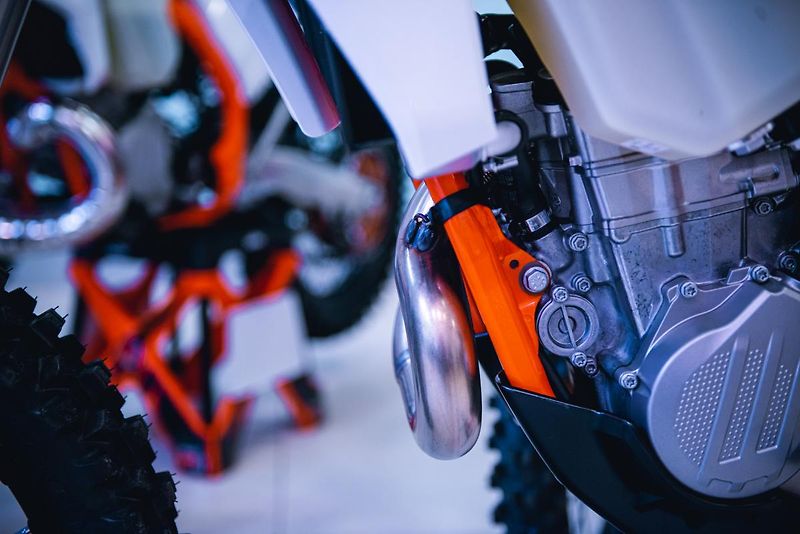 KTM 450 EXC SIX DAYS NOVÁ 0 KM  - fotka 22 z 50
