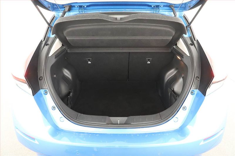 Nissan Leaf (2021) 40 kWh, SoH 91%, Automat - fotka 11 z 17