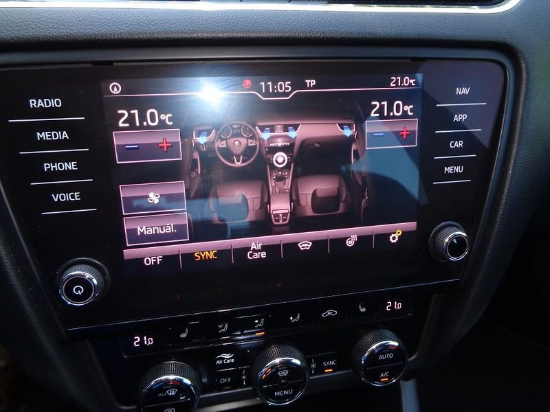 Škoda Octavia 2.0 TDI DSG STYLE PLUS 110 KW - fotka 17 z 29