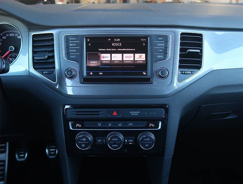 Volkswagen Golf Sportsvan (2017) 1.6 TDI, Serv.kniha, Navi - fotka 12 z 18