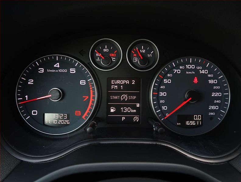 Audi A3 (2012) 1.2 TFSI, Automat, Serv.kniha - fotka 11 z 17