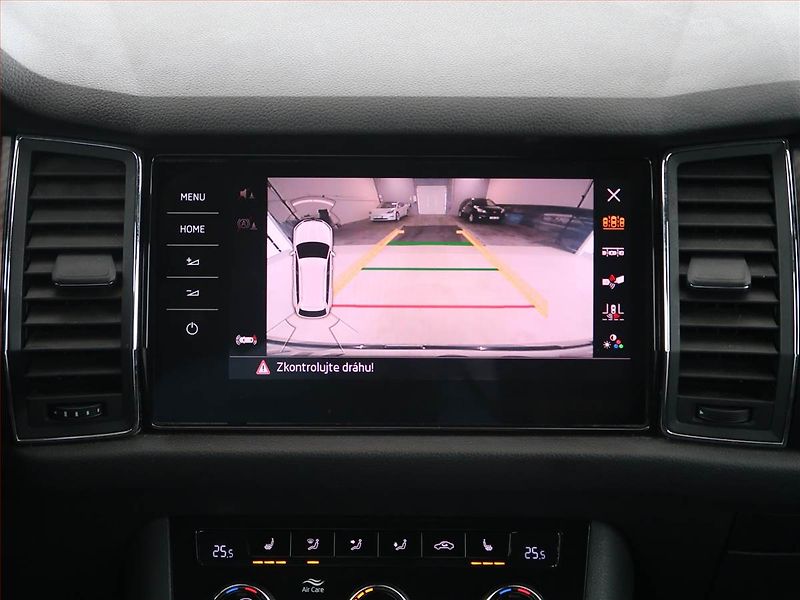 Škoda Kodiaq (2019) Sportline 2.0 TDI 4x4 - fotka 27 z 31