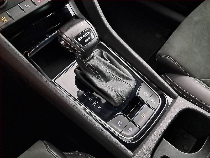 Škoda Kodiaq (2023) Sportline 2.0 TDI - fotka 16 z 20