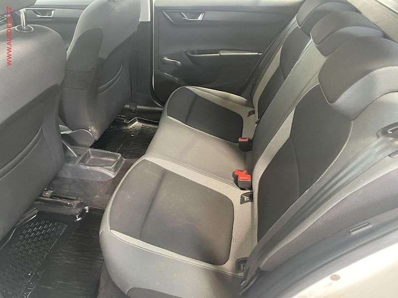 Škoda Fabia (2015) 1.4 TDi, ČR, AC, temp - fotka 10 z 15