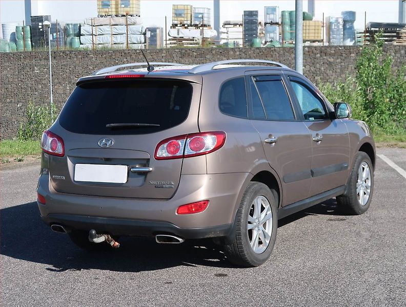 Hyundai Santa Fe (2010) 2.2 CRDi, 4X4, Automat - fotka 5 z 14