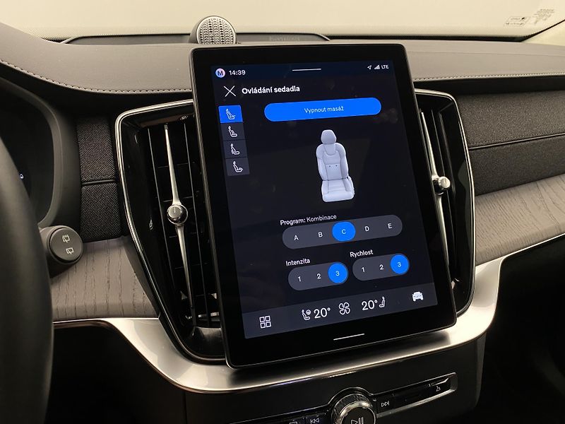 Volvo XC90 T8 RECHARGE BRIGHT ULTRA 7míst - fotka 65 z 70