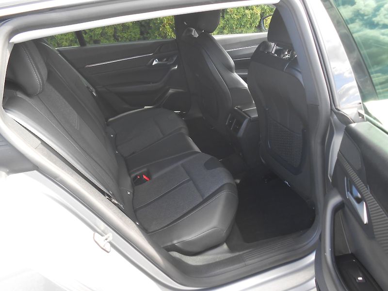 Peugeot 508 NAVI,KAMERA,AUTOMAT! - fotka 22 z 48