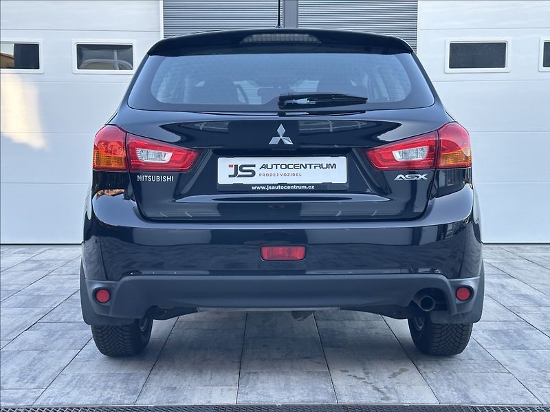 Mitsubishi ASX 1,6 117PS  Invite - fotka 9 z 48