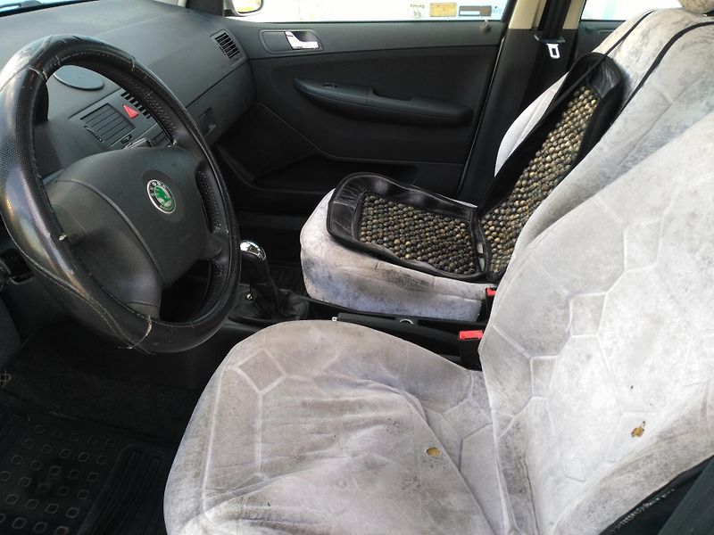 Škoda Fabia 1,2 HTP * Klima * - fotka 14 z 28