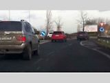 Přetlačovaná naštěstí neskončila nehodou.