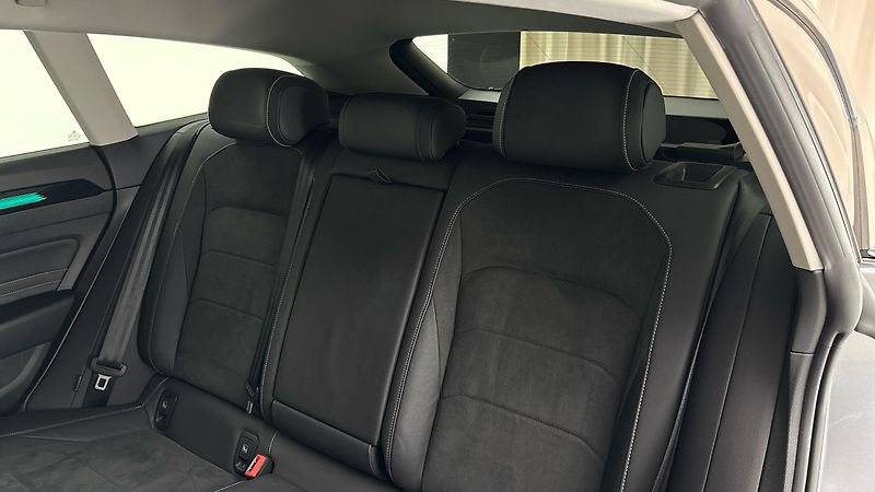 Volkswagen Arteon 2.0 TDI DSG Elegance Shooting - fotka 16 z 31