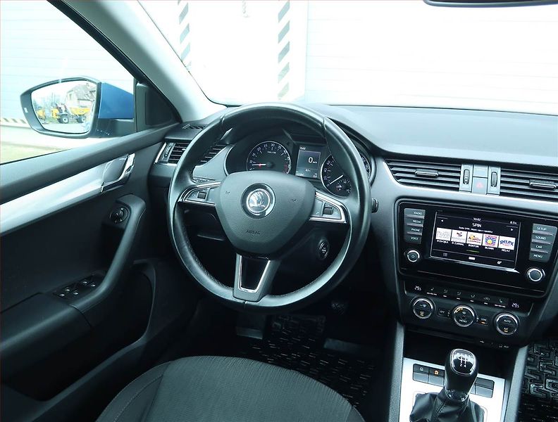 Ford Ranger (2017) Limited 2.2 TDCi - fotka 7 z 18