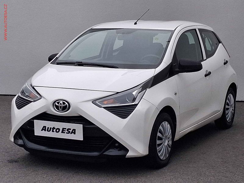 Toyota Aygo (2021) 1.0i, ČR, AC, el. výbava - fotka 3 z 15