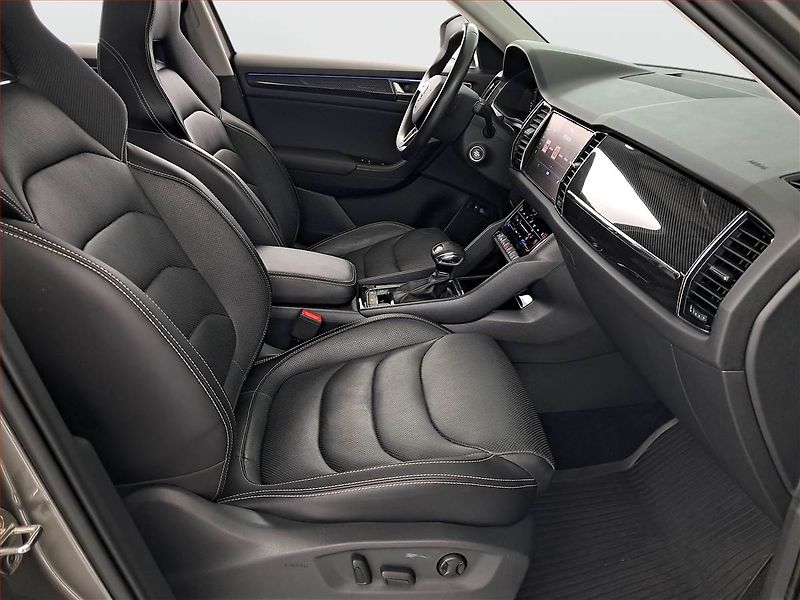 Škoda Kodiaq (2022) 2.0 TSI 4x4 - fotka 9 z 17