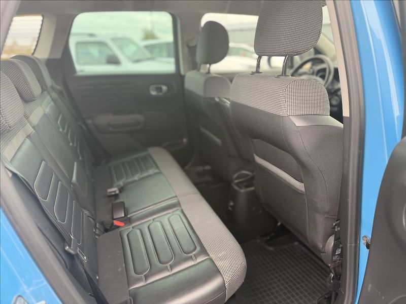 Citroën C3 Aircross 1,2 NEW ČR AUTOMAT ODPOČET DPH - fotka 25 z 28