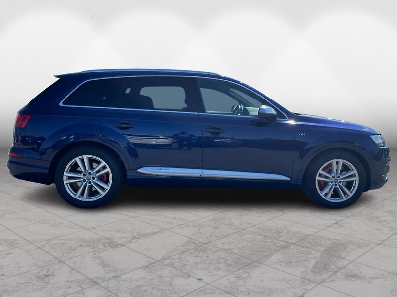Audi SQ7 4,0 TDI - fotka 8 z 27