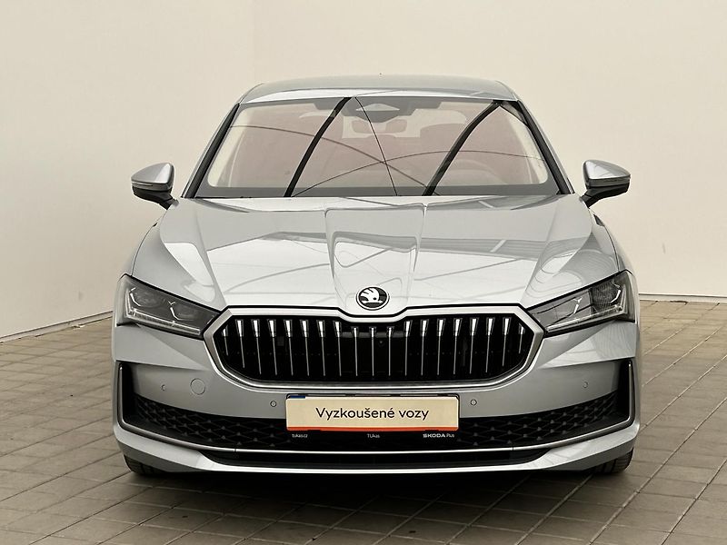 Škoda Superb 2.0 TDi L & K - fotka 4 z 33