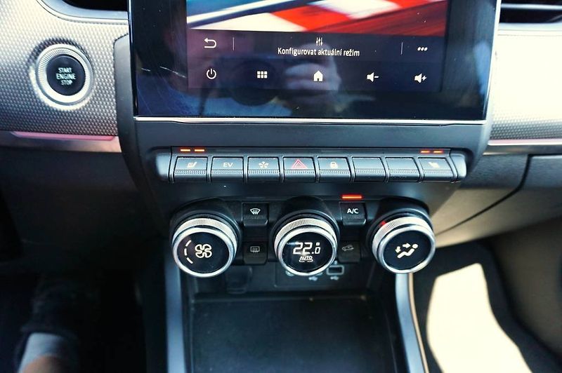 Renault Arkana (2021) INTENSE 1,6 E-TECH 105 kW - fotka 41 z 57