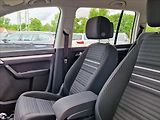 Volkswagen Touran 2,0 TDI 7MÍST VÝHŘEV KLIMA - náhled 15