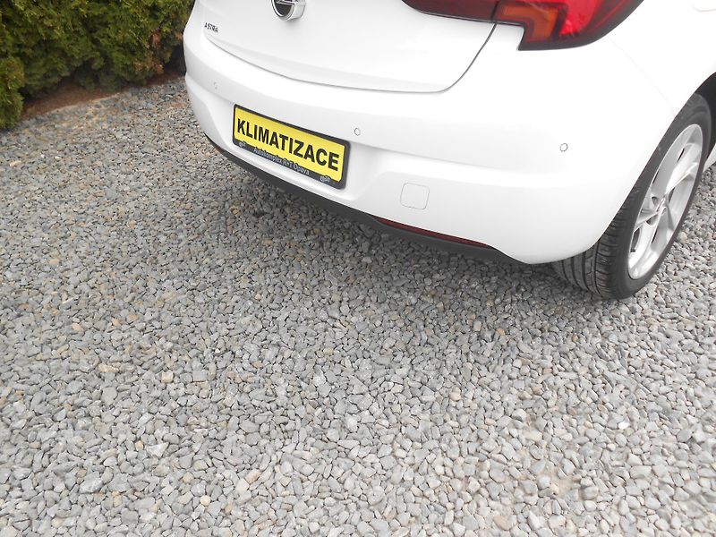 Opel Astra 1.2,KAMERA,NAVI,62TKm - fotka 7 z 38