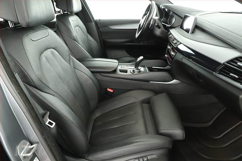 BMW X6 (2015) M Paket xDrive40d - fotka 7 z 20