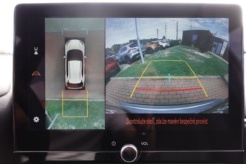 Toyota Yaris Cross 1,5 HEV Executive Tech VIP - fotka 26 z 36