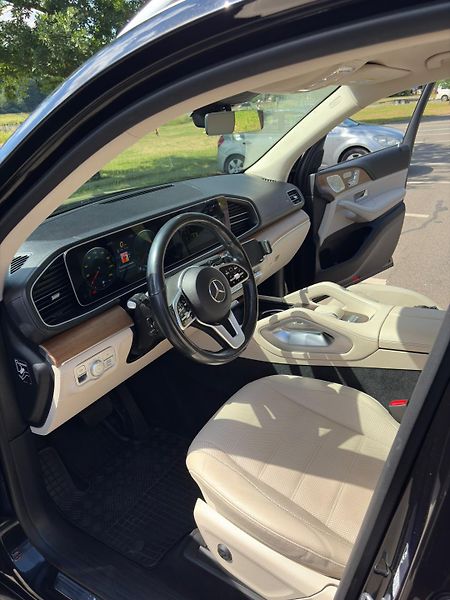 Mercedes-Benz GLE (2021) 300e - fotka 25 z 26