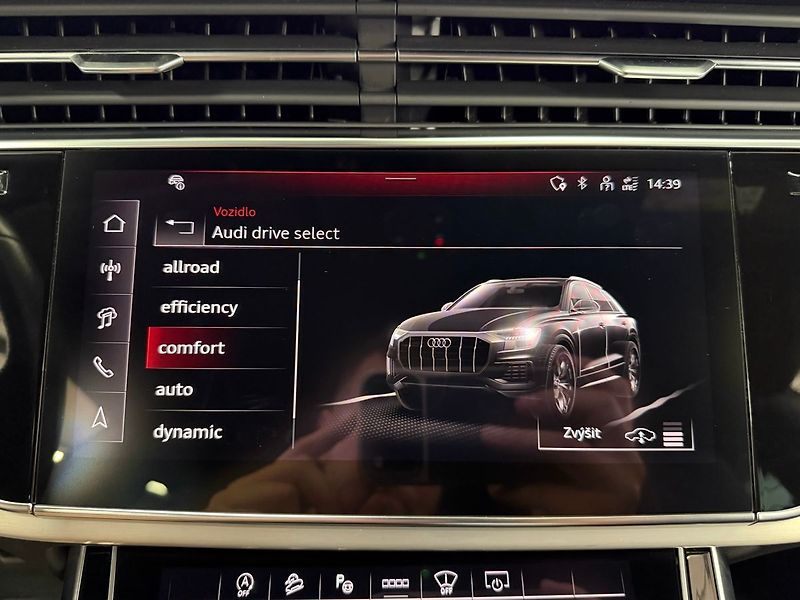 Audi Q8 50TDI QUATTRO S-LINE, WEBASTO, - fotka 22 z 36
