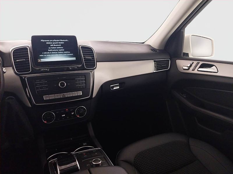 Mercedes-Benz GLE (2016) 350 d - fotka 7 z 24