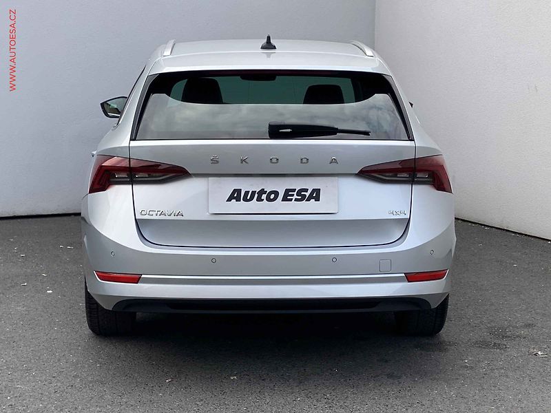Škoda Octavia (2022) 2.0 TSi 4x4, Style, DSG - fotka 5 z 20