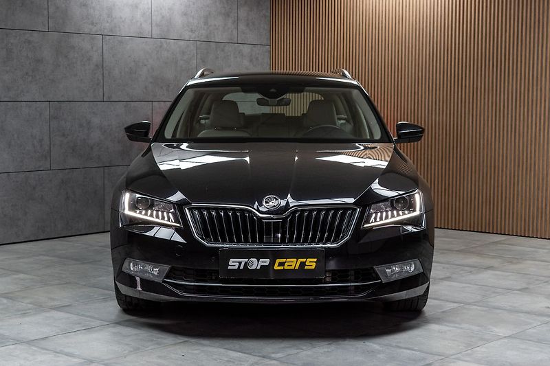 Škoda Superb 2.0 TSI 206kW L&K 4x4*TAŽNÉ*ČR - fotka 2 z 48