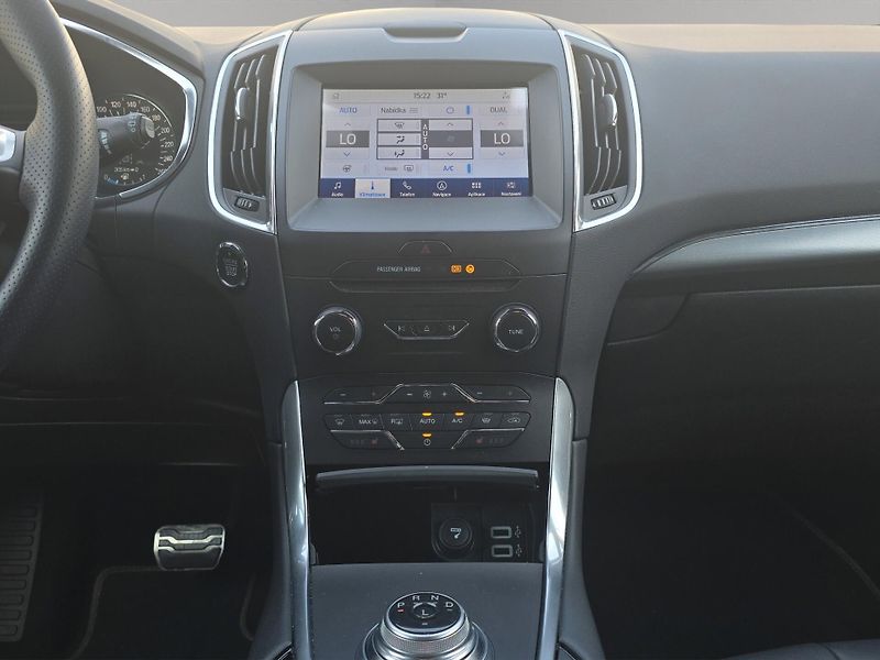Ford S-MAX (2023) ST-line 2.5 Hybrid 140kW, 1. m - fotka 13 z 27