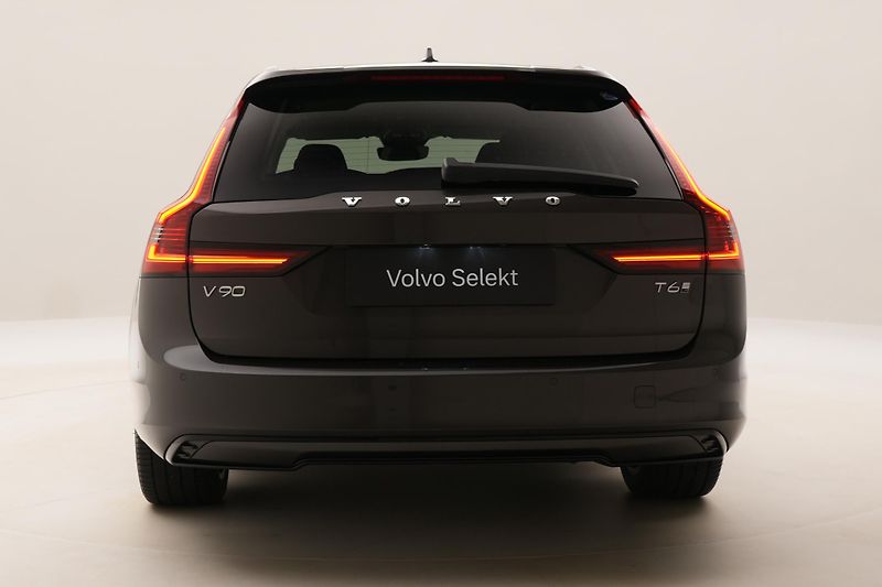Volvo V90 T6 AWD RECHARGE DARK PLUS AUT - fotka 12 z 61