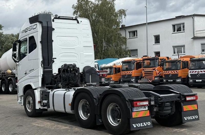 Volvo FH (2016) 16.650 6x4 hydraulika EURO 6 - fotka 4 z 22