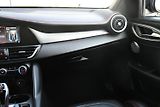 Alfa Romeo Giulia 2.0T 16V 206kW COMPETIZIONE 1M - náhled 8