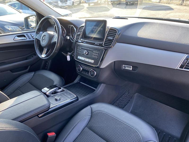 Mercedes-Benz GLE GLE 350d 4M - fotka 21 z 28
