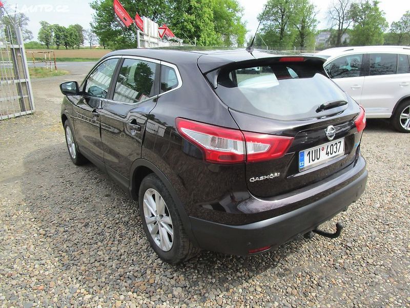 Nissan Qashqai 1,6DCI-96KW-AUTOMAT - fotka 5 z 28