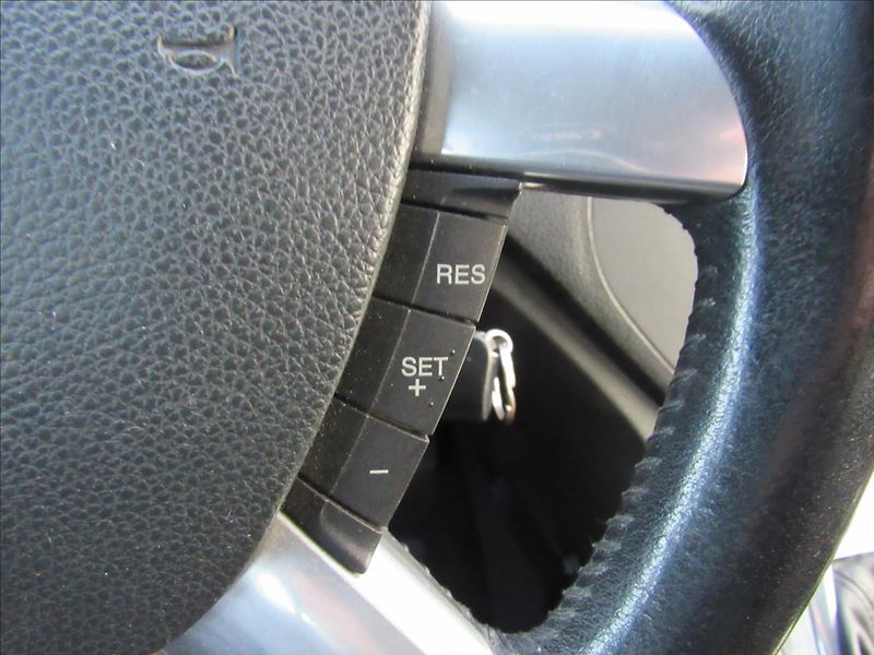 Ford C-MAX 1,8 TDCi 85kW Titanium - fotka 18 z 28