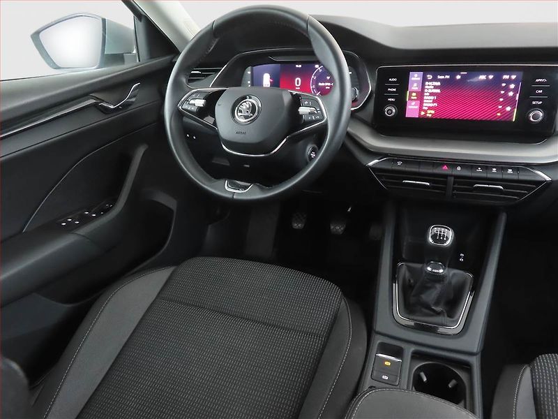 Škoda Octavia (2023) Ambition 2.0 TDI, ČR,1.maj - fotka 7 z 15
