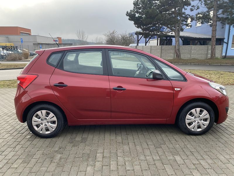 Hyundai ix20 (2011) 1.4i COMFORT,VÝB. STAV!! - fotka 6 z 34