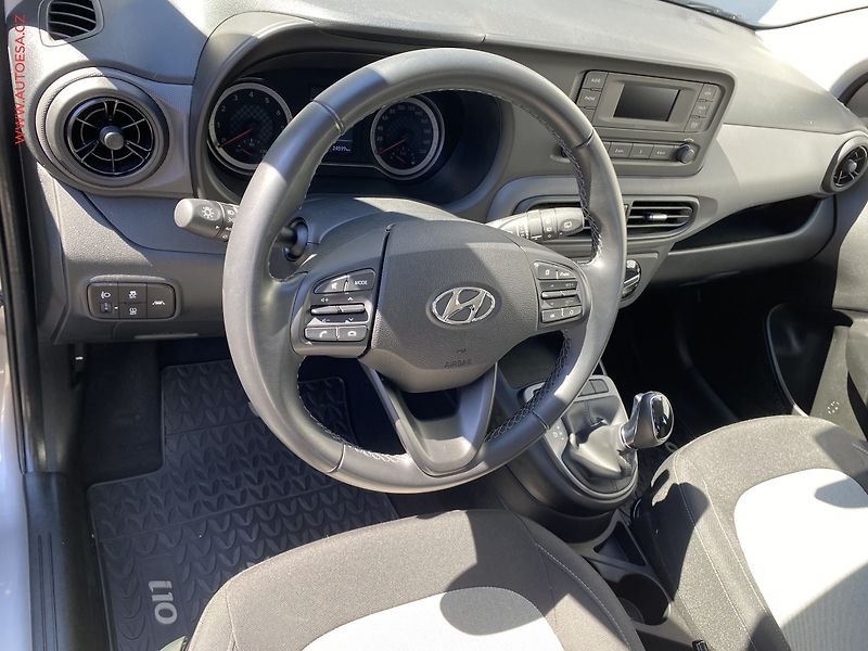 Hyundai i10 (2023) 1.0i, 2.maj,ČR, Comfort, AT - fotka 13 z 18