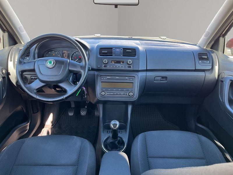 Škoda Fabia (2012) Elegance 1.2 TSi 77kW, ČR, ser - fotka 9 z 19