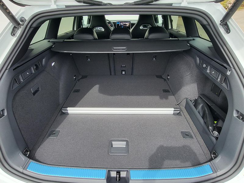 Volkswagen Passat (2026) R-Line 2,0 TDI 110KW-nové - fotka 27 z 29