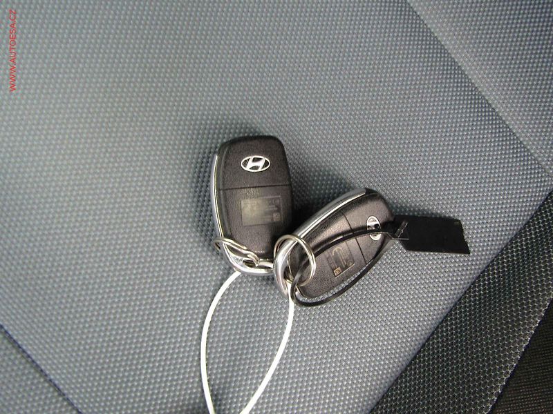 Hyundai i20 (2017) 1.2 16V, ČR, AC - fotka 15 z 15