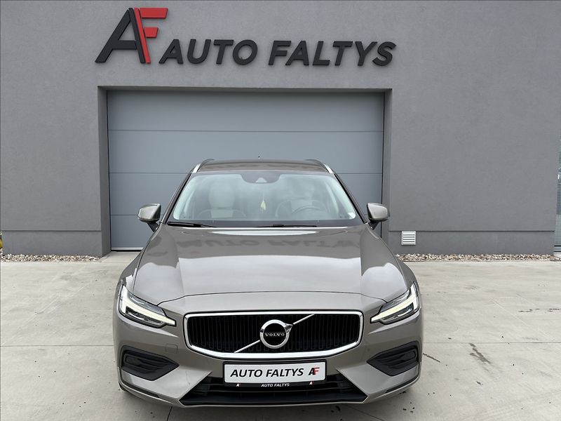 Volvo V60 2,0 D3 110 KW MOMENTUM MANUAL - fotka 3 z 26