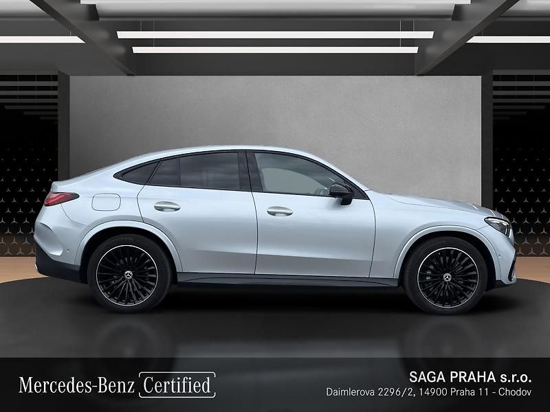 Mercedes-Benz GLC Coupé 300 d 4MATIC kupé AMG Ni - fotka 3 z 18